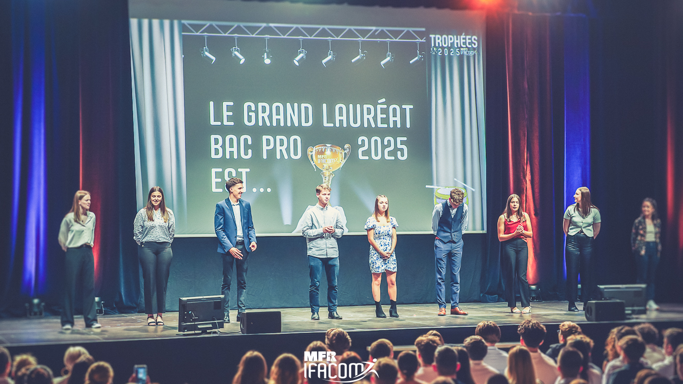 TROPHEES25.A (220)